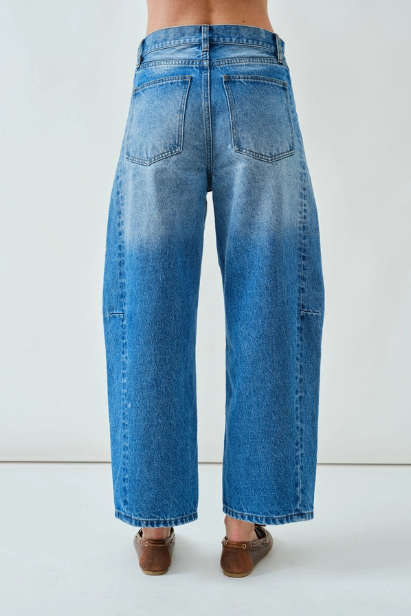 Barrel Jeans