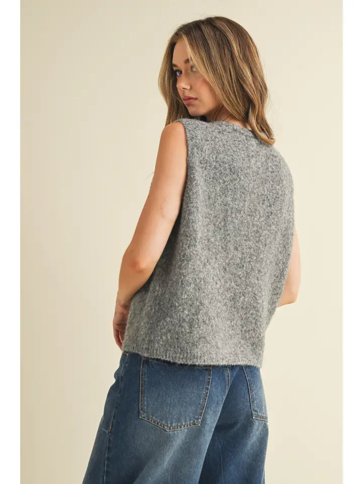 Button Sleeveless Sweater Top