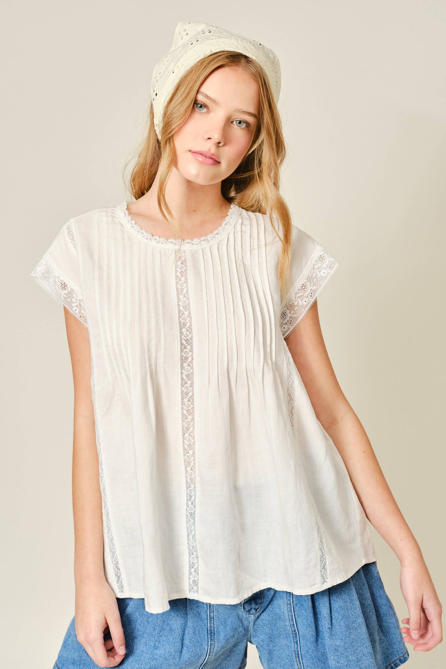 Sophia Linen Blend Lace Trim Top