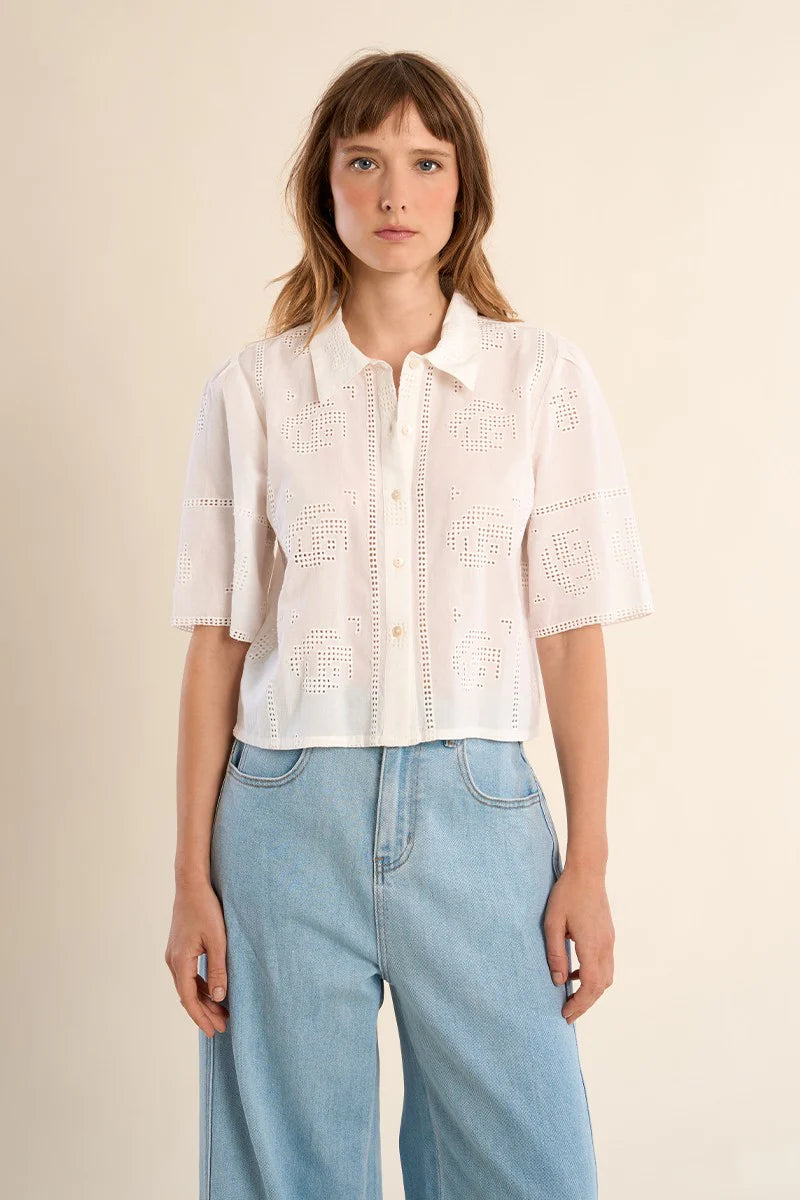 Mariah Embroidery Crop Collar Button Up Top/Off White