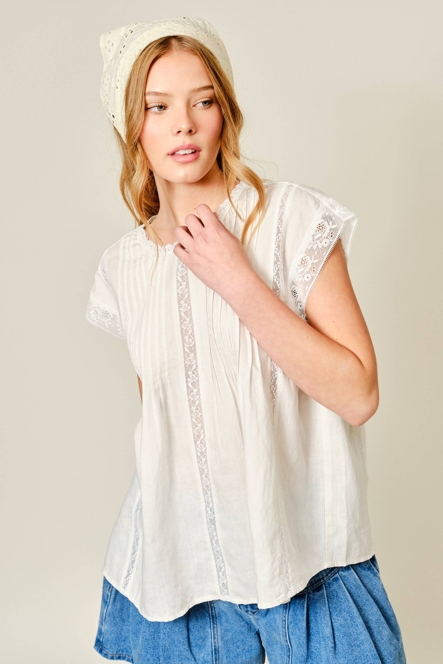 Sophia Linen Blend Lace Trim Top