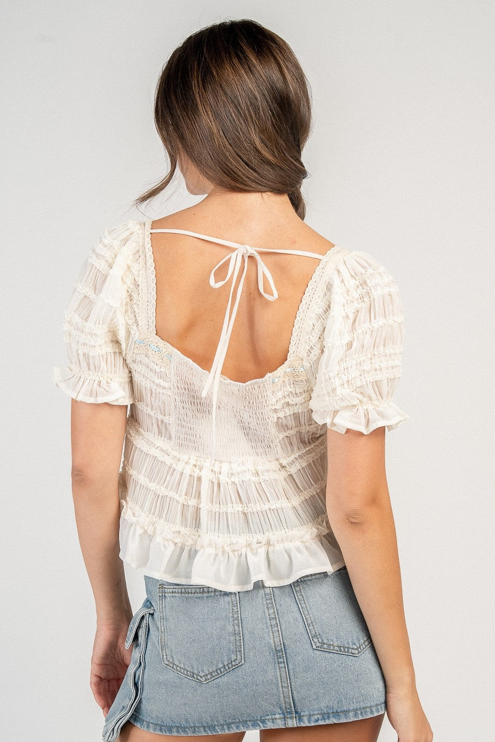 Lily Short Sleeve Lace Trim Top w/ Ribbon