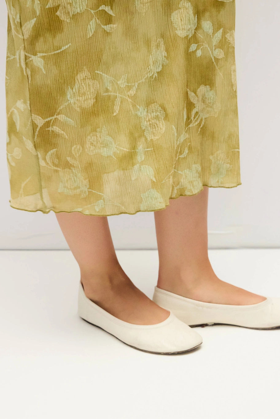Zoe Dress Midi Floral Mock Neck/Chartreuse