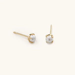 Pearl Stud Earring