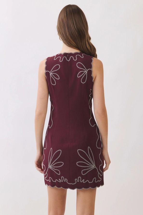 Erica Contrast Floral Stitch Shift Dress/Burgundy