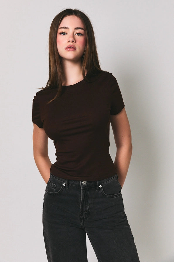 Jennifer Classic Short Sleeve Basic Top/Dark Brown