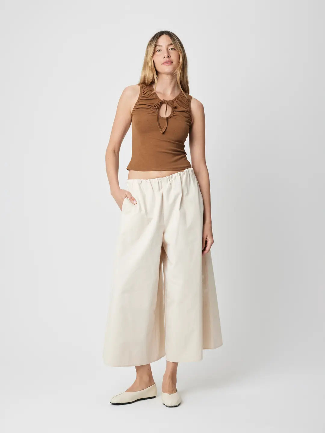 Dana Top/Tie Front Keyhole
