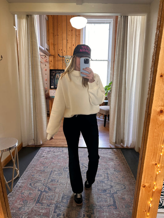 Nelly Wide Neck Sweatshirt