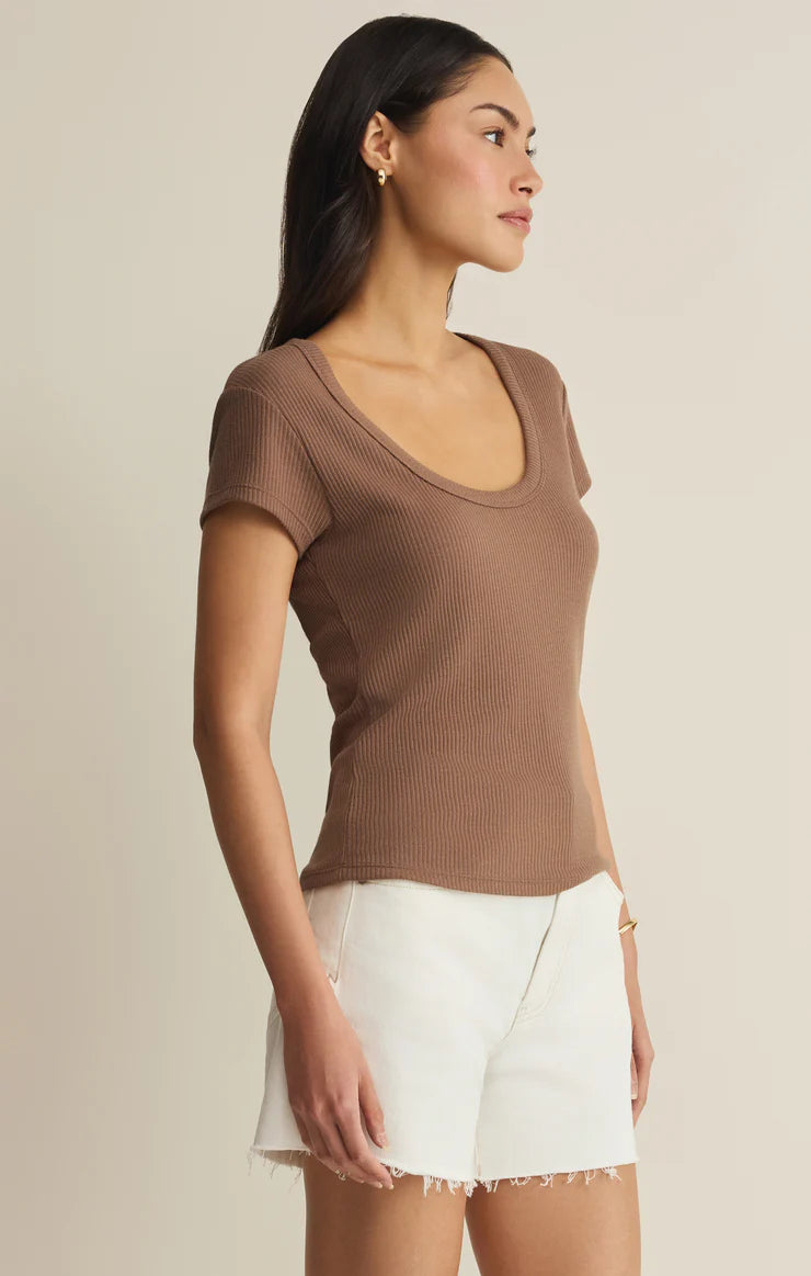 Ava Scoop Neck Tee/Brown