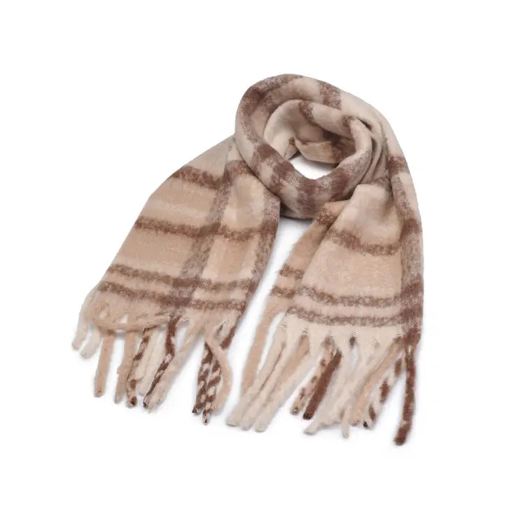 
            
                Load image into Gallery viewer, Cozy Plaid Scarf
            
        