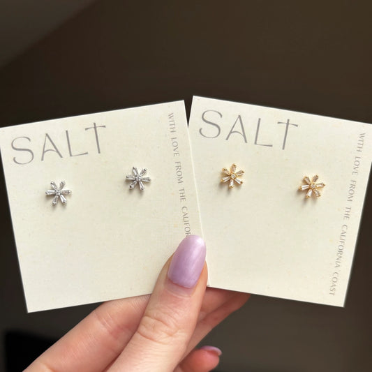 Dainty Daisy Studs
