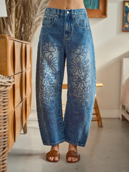 Amber Embroidered Detail Barrel Jeans