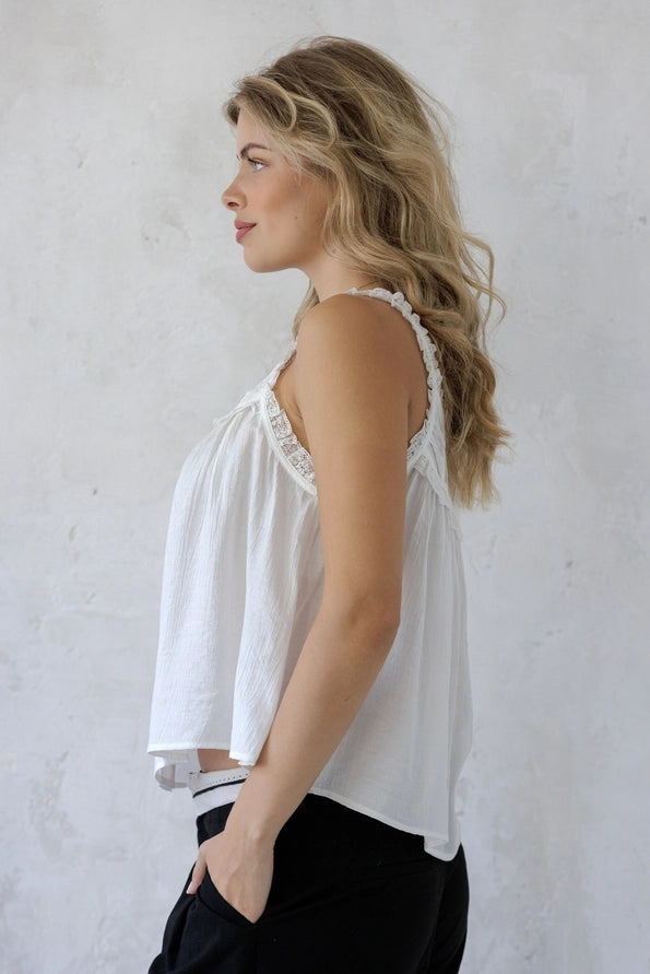 Maci Lace Trim Flowy Tank Top/White