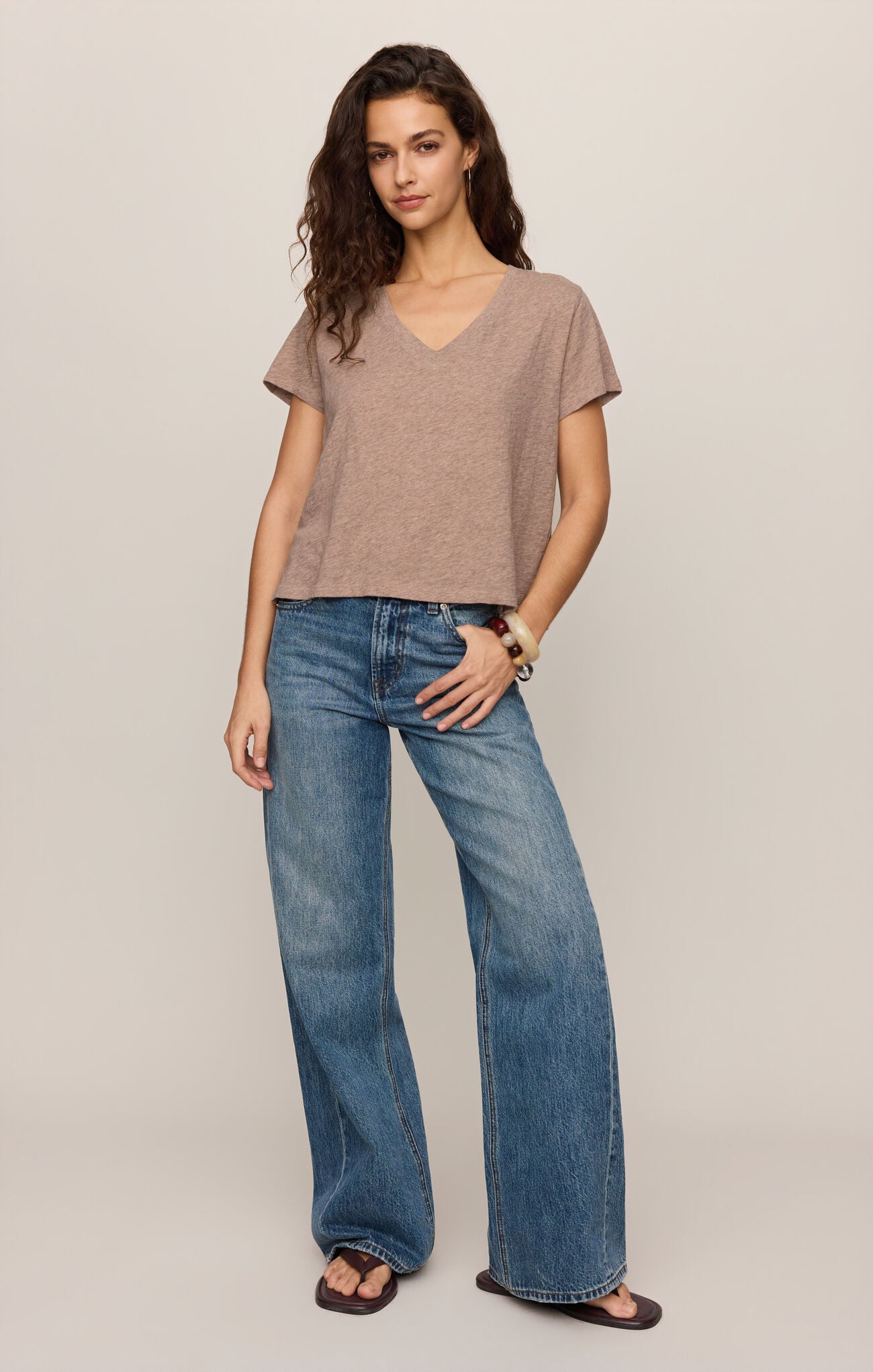 Nomad Slub V neck Tee-Ash