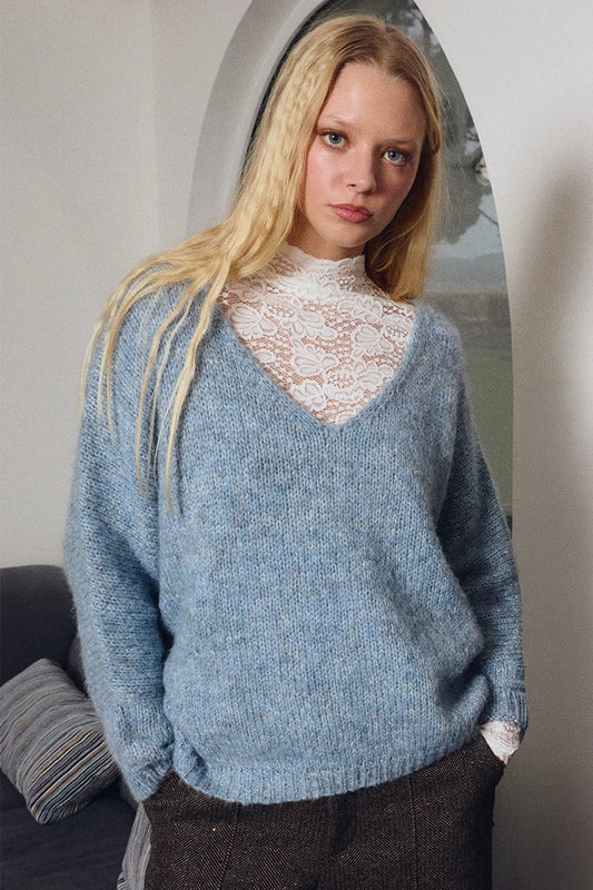 Camilla V-neck Sweater/Blue