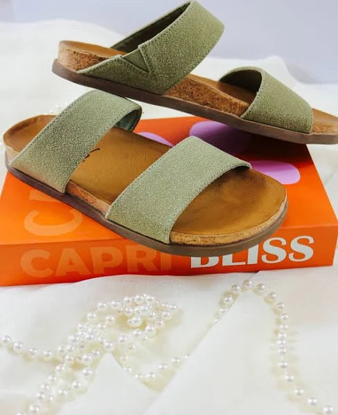 Leah Sandals
